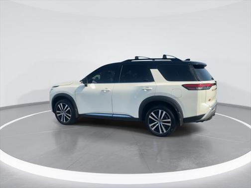 2024 Nissan Pathfinder Platinum 4WD