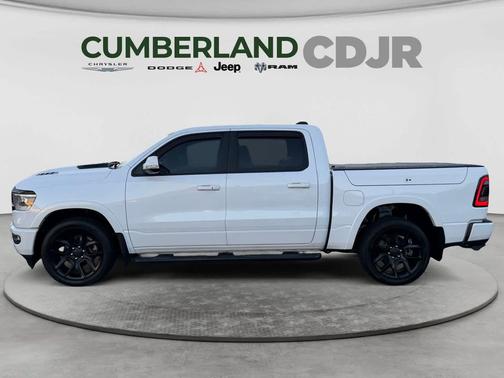 Ivory White Tri-Coat Pearlcoat 2020 RAM 1500 Laramie