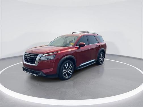 2023 Nissan Pathfinder Platinum 4WD