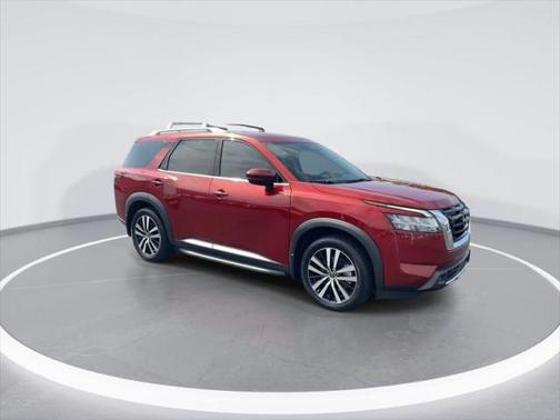2023 Nissan Pathfinder Platinum 4WD