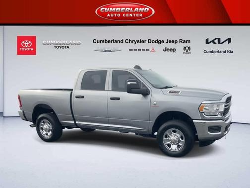 2024 RAM 3500 Tradesman Crew Cab 4x4 6'4' Box