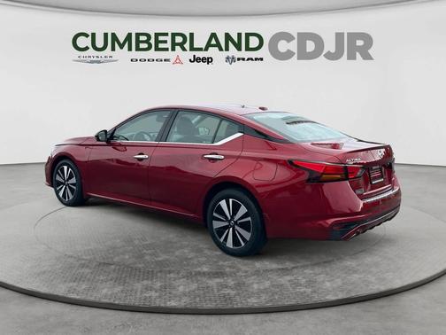 Scarlet Ember Tintcoat 2019 Nissan Altima 2.5 SV