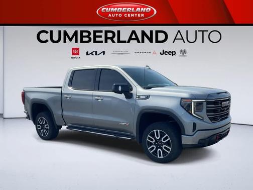 Sterling Metallic 2024 GMC Sierra 1500 AT4