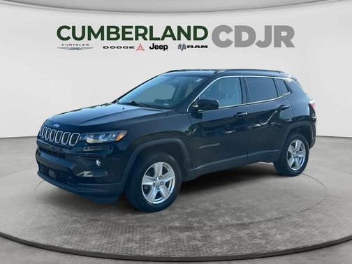 Diamond Black Crystal Pearlcoat 2022 Jeep Compass Latitude