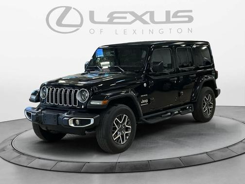 Black Clearcoat 2024 Jeep Wrangler 4-Door Sahara 4x4