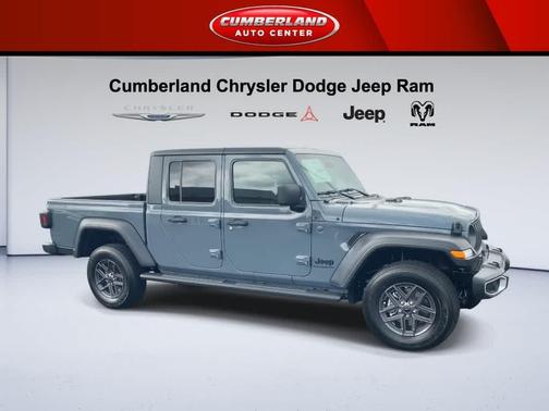 2025 Jeep Gladiator Sport S