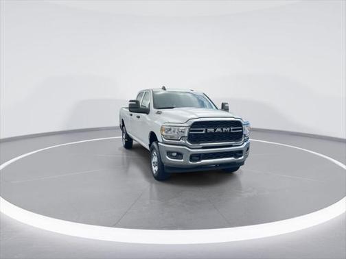 2023 RAM 2500 Tradesman Crew Cab 4x4 8' Box