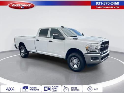 2023 RAM 2500 Tradesman Crew Cab 4x4 8' Box