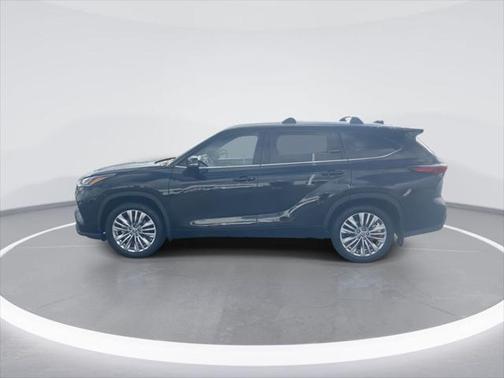 2024 Toyota Highlander Platinum