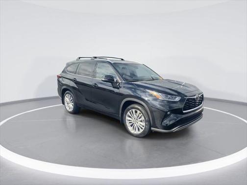 2024 Toyota Highlander Platinum