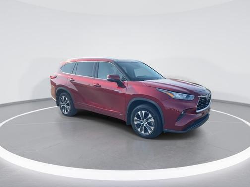 2020 Toyota Highlander Hybrid XLE