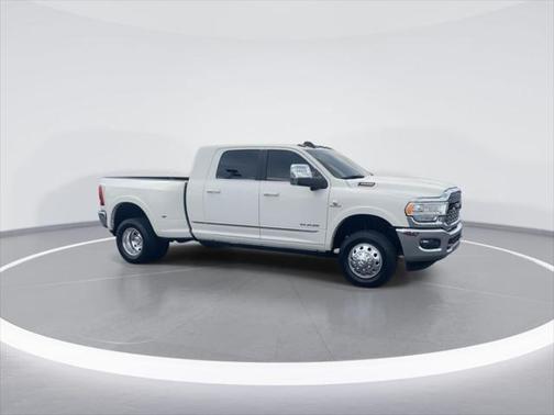 2023 RAM 3500 Limited Mega Cab 4x4 6'4' Box