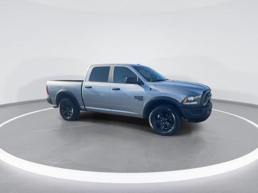 2024 RAM 1500 Classic Warlock Crew Cab 4x4 5'7' Box