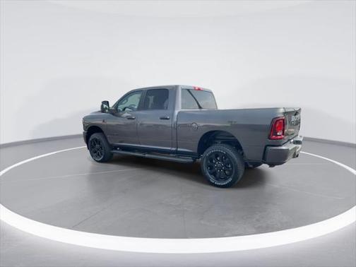 2025 RAM 2500 Big Horn Crew Cab 4x4 6'4' Box