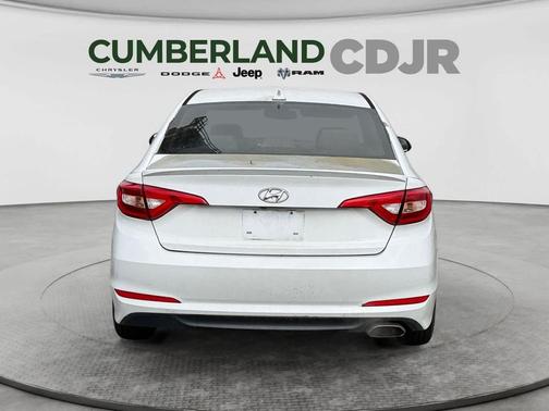 Quartz White Pearl 2015 Hyundai SONATA SE