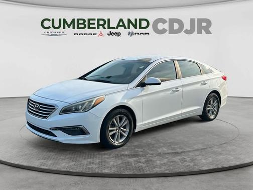 Quartz White Pearl 2015 Hyundai SONATA SE