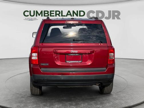 Deep Cherry Red Crystal Pearlcoat 2016 Jeep Patriot Sport