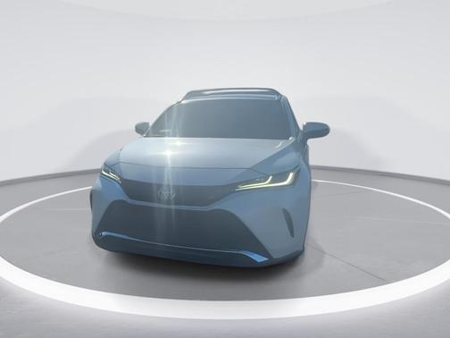 2022 Toyota Venza XLE