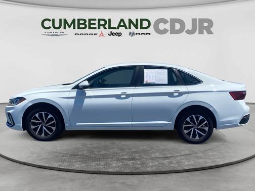 Pure White 2025 Volkswagen Jetta 1.5T S