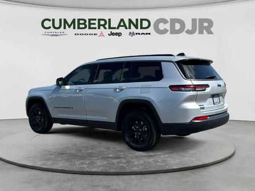 Silver Zynith 2026 Jeep Grand Cherokee L Altitude