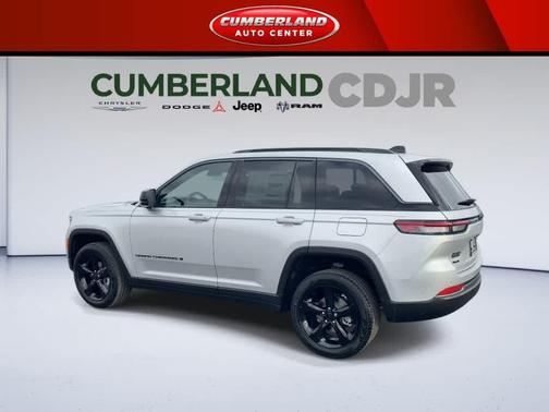 Silver Zynith 2026 Jeep Grand Cherokee Limited