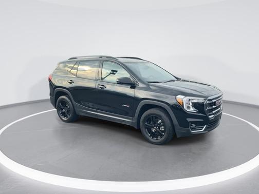 2024 GMC Terrain AWD AT4