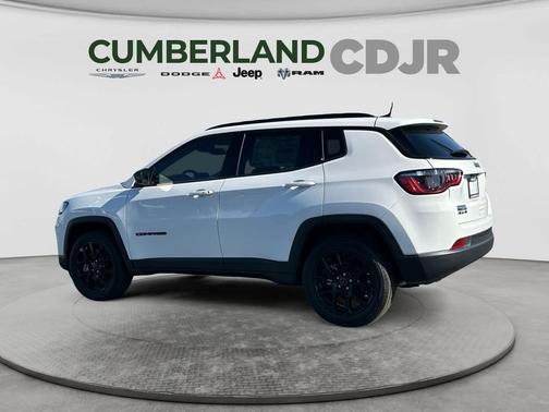 Bright White Clearcoat 2026 Jeep Compass Latitude