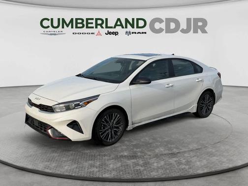Snow White Pearl 2024 Kia Forte GT-Line