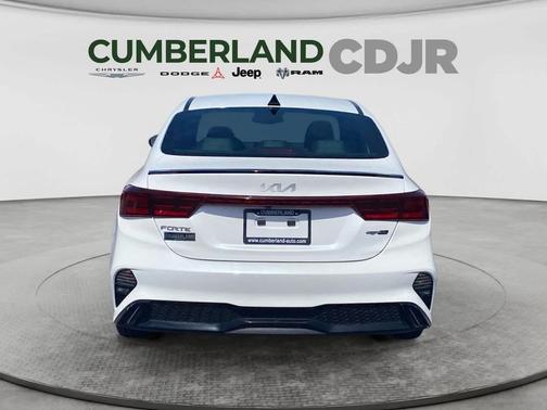 Snow White Pearl 2024 Kia Forte GT-Line