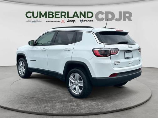 Bright White Clearcoat 2022 Jeep Compass Latitude
