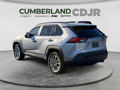 Silver Sky Metallic 2021 Toyota RAV4 XLE Premium