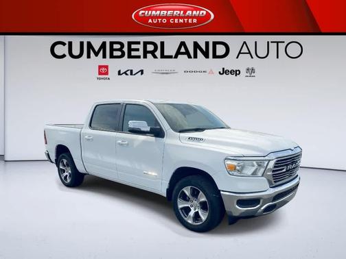 Bright White Clearcoat 2024 RAM 1500 Laramie