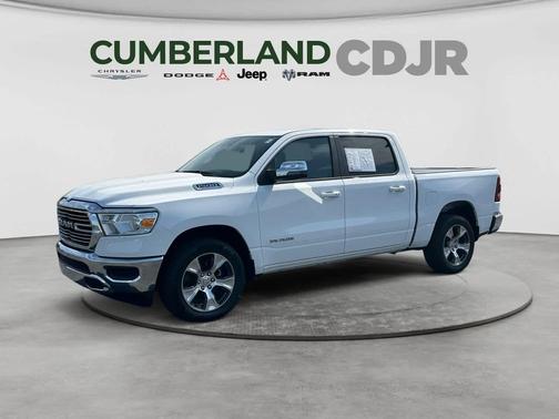 Bright White Clearcoat 2024 RAM 1500 Laramie