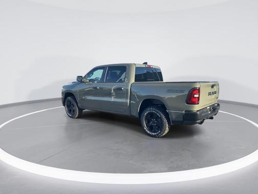 2026 RAM 1500 Warlock Crew Cab 4x4 5'7' Box