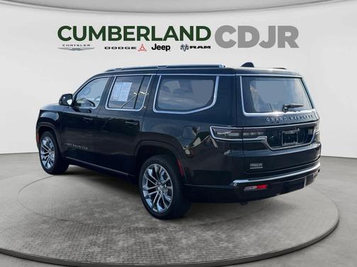 Diamond Black Crystal Pearlcoat 2022 Jeep Grand Wagoneer Series II 4x4
