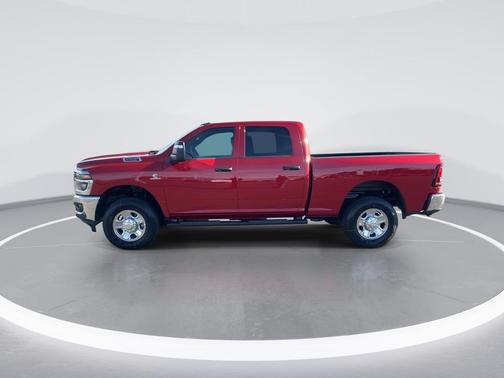 2026 RAM 2500 Tradesman Crew Cab 4x4 6'4' Box