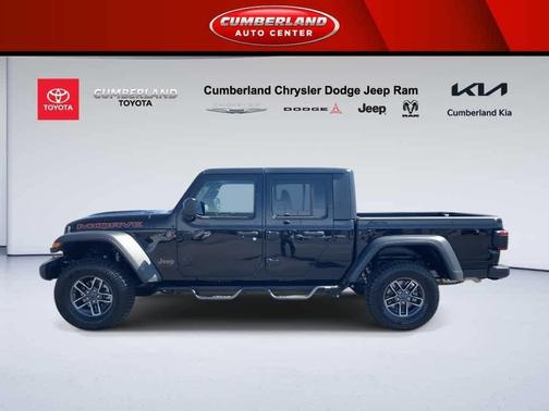 Black Clearcoat 2025 Jeep Gladiator Mojave 4x4