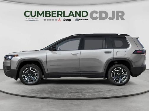 Silver Zynith Clearcoat 2026 Jeep Cherokee Laredo 4x4