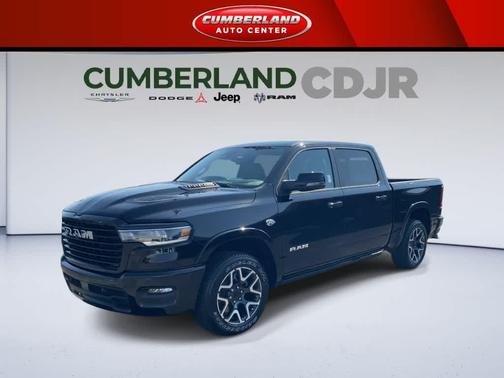 Diamond Black Crystal Pearlcoat 2026 RAM 1500 Laramie