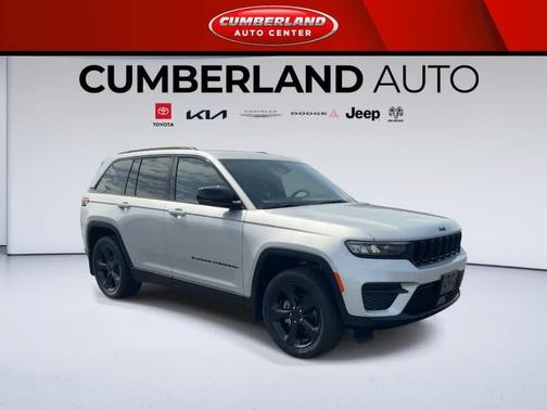 Silver Zynith 2023 Jeep Grand Cherokee Altitude