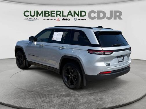 Silver Zynith 2023 Jeep Grand Cherokee Altitude