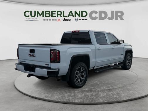 Summit White 2018 GMC Sierra 1500 SLT