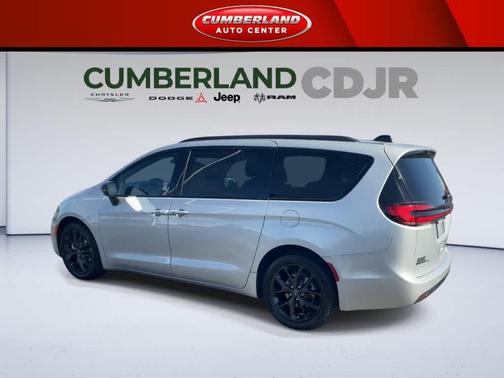 Silver Mist Clearcoat 2026 Chrysler Pacifica L