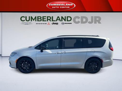 Silver Mist Clearcoat 2026 Chrysler Pacifica L