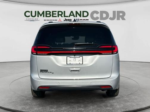 Silver Mist Clearcoat 2026 Chrysler Pacifica L