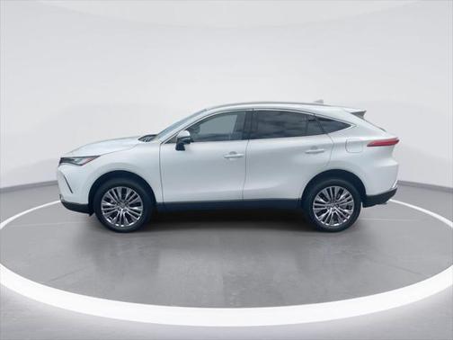 2024 Toyota Venza XLE