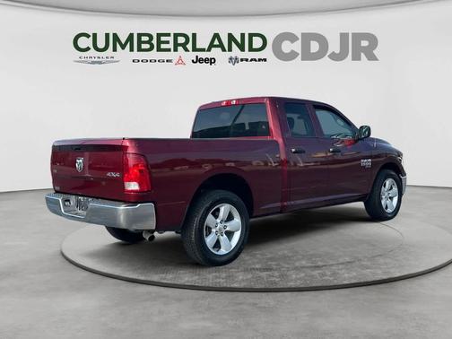 Delmonico Red Pearlcoat 2024 RAM 1500 Classic SLT