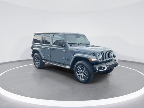 2026 Jeep Wrangler 4-Door Sahara 4x4
