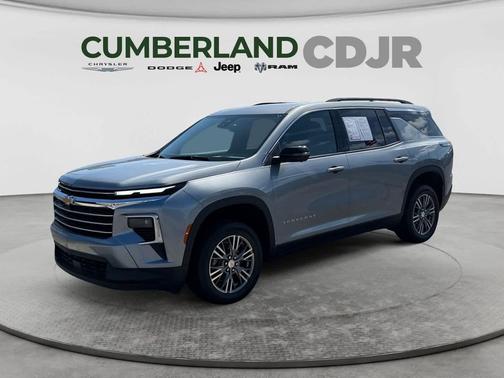 Sterling Gray Metallic 2024 Chevrolet Traverse LT