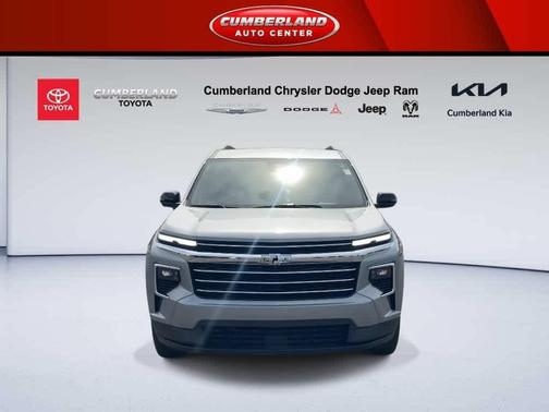 Sterling Gray Metallic 2024 Chevrolet Traverse LT